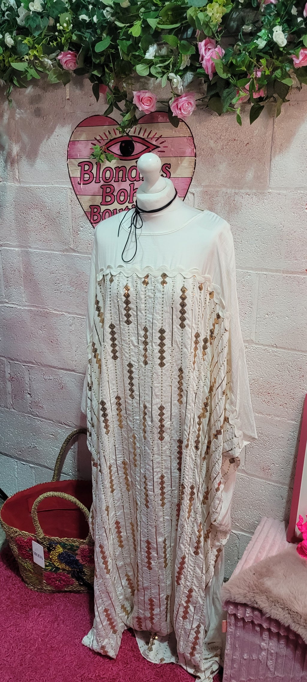 Dorinda Sequin Kaftan Ivory & Gold