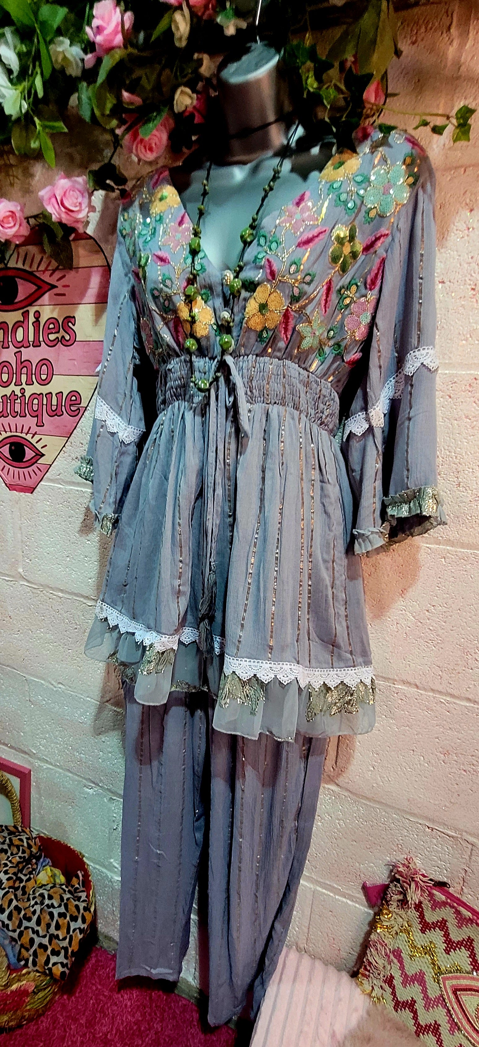 Seema Embellished Two Piece Trouser Set Mauve