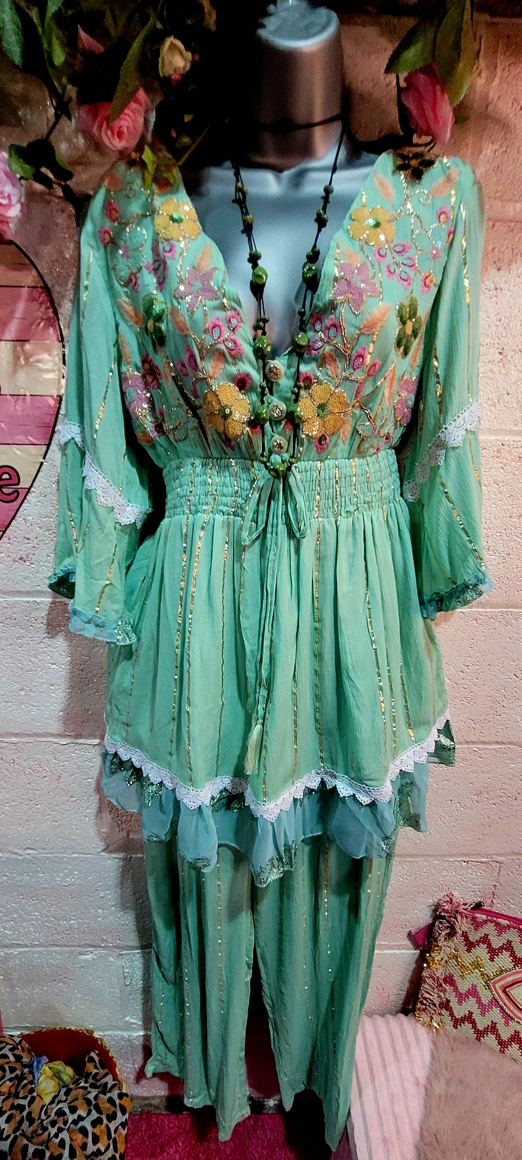 Seema Embellished Two Piece Trouser Set Mint
