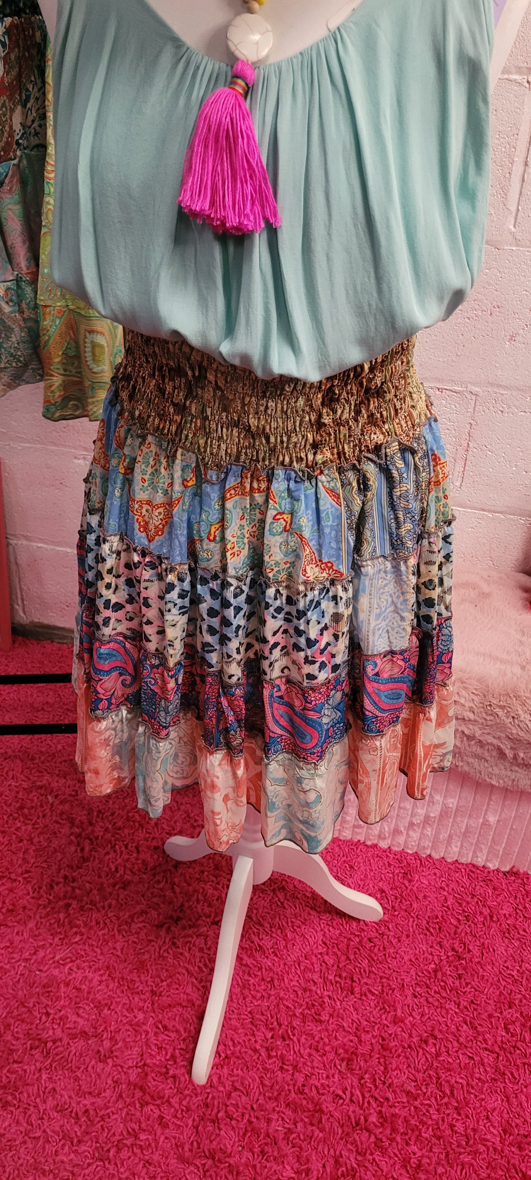 Indi Floral Elastine Waist Midi Skirt Salmon Trim