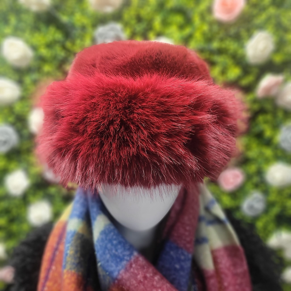 BBB Vamp Faux Fur Hat