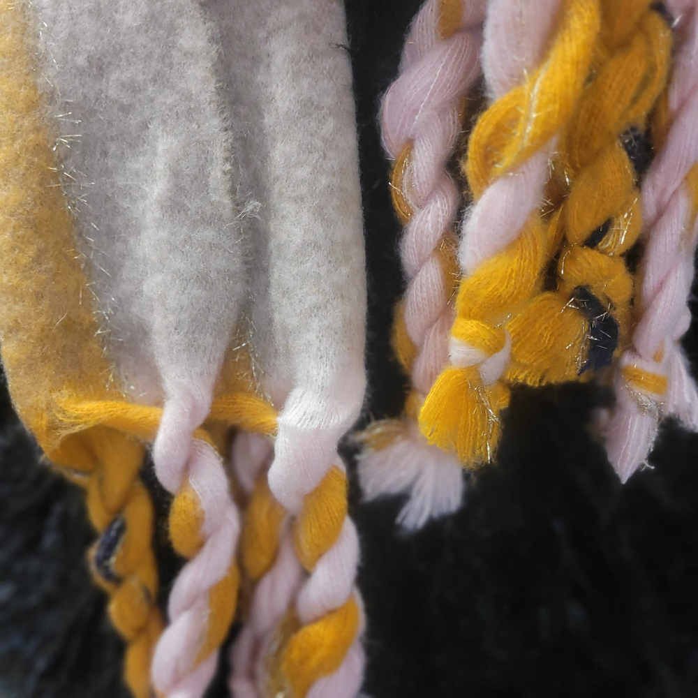 Gloria Glitz Weave Plaid Scarf