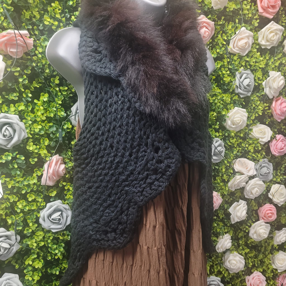 Megan Faux Fur Trim Crocheted Gillet